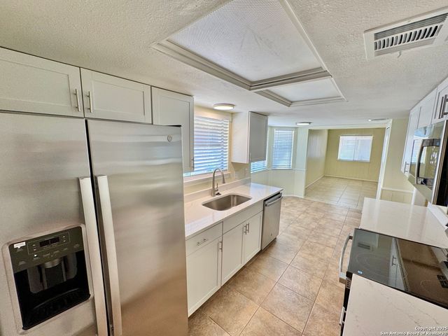 6306 Madeleine, San Antonio, TX 78229