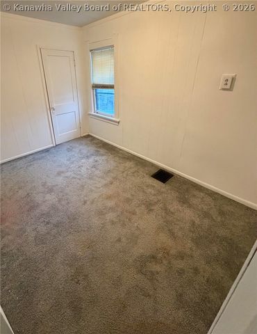 5603 Kanawha Avenue Se, Charleston, WV 25304