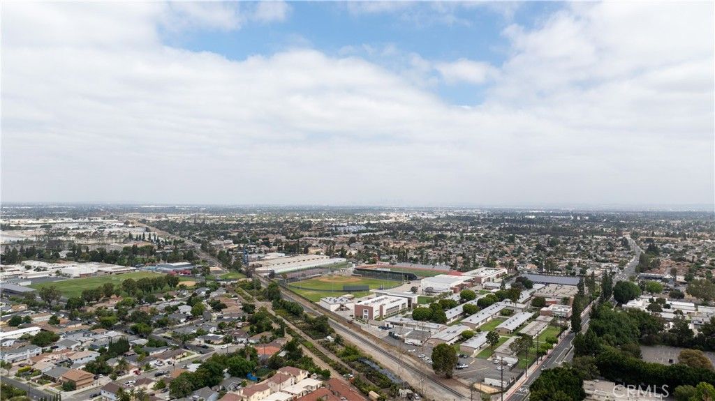 Image 25 of property listing at 15000 Downey 211, Paramount, CA 90723