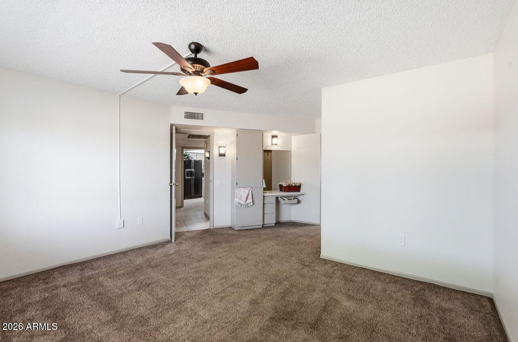Image 31 of property listing at 13659 N 109TH Avenue, Sun City, AZ 85351