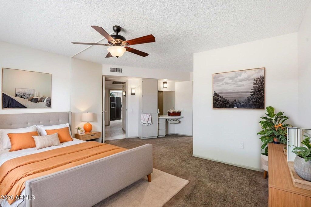 Image 7 of property listing at 13659 N 109TH Avenue, Sun City, AZ 85351