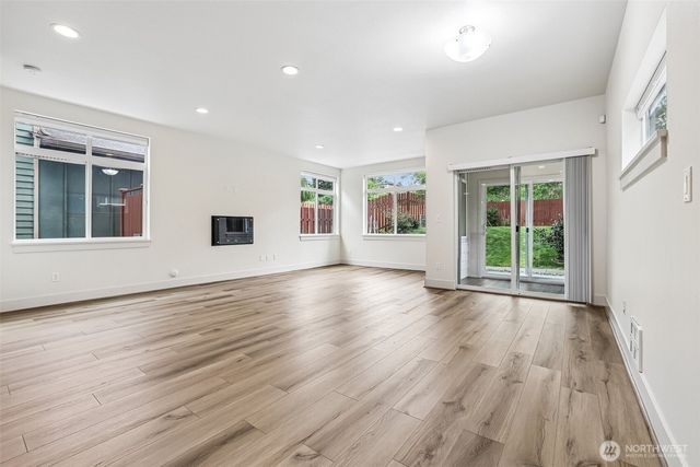 8128 Wolcott Avenue S, Seattle, WA 98118