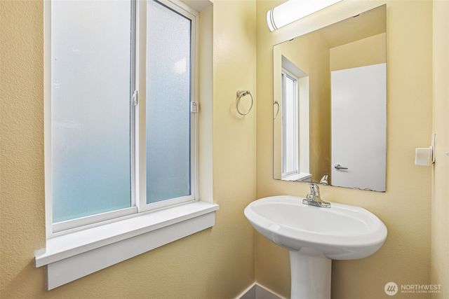 8128 Wolcott Avenue S, Seattle, WA 98118