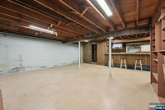 109 Carol Place, Wayne, NJ 07470