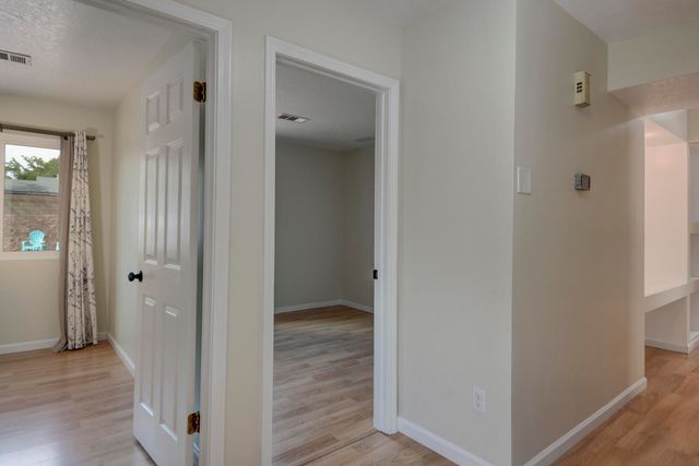 6358 SANDPIPER Trail NE, Rio Rancho, NM 87144