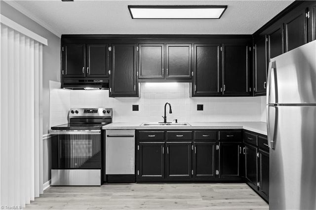 380 Vista Circle D, Winston-salem, NC 27106