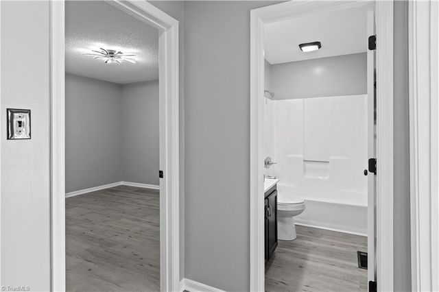 380 Vista Circle D, Winston-salem, NC 27106