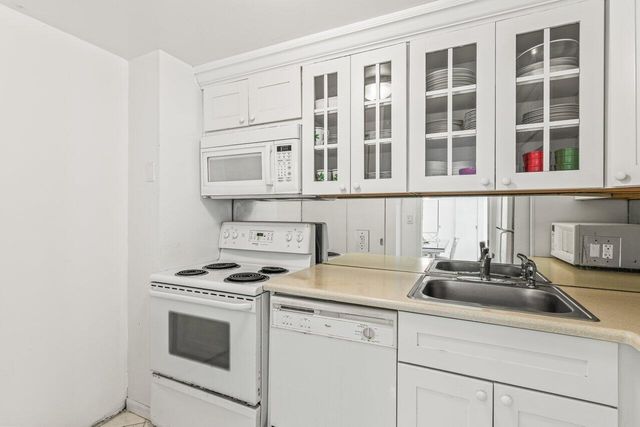 2774 S Ocean Boulevard 206, Palm Beach, FL 33480