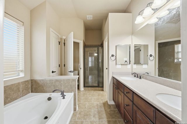 15708 Dell Ln, Selma, TX 78154
