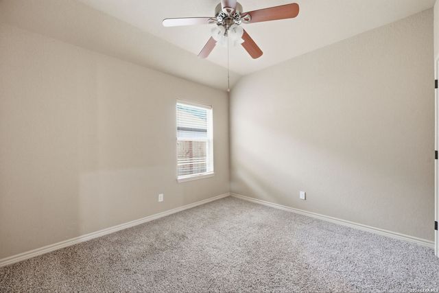 15708 Dell Ln, Selma, TX 78154