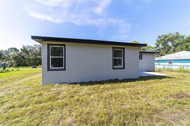 7 OAK TRAIL, Ocala, FL 34472