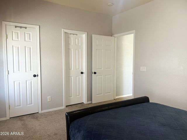 2950 W LOUISE Drive 208, Phoenix, AZ 85027