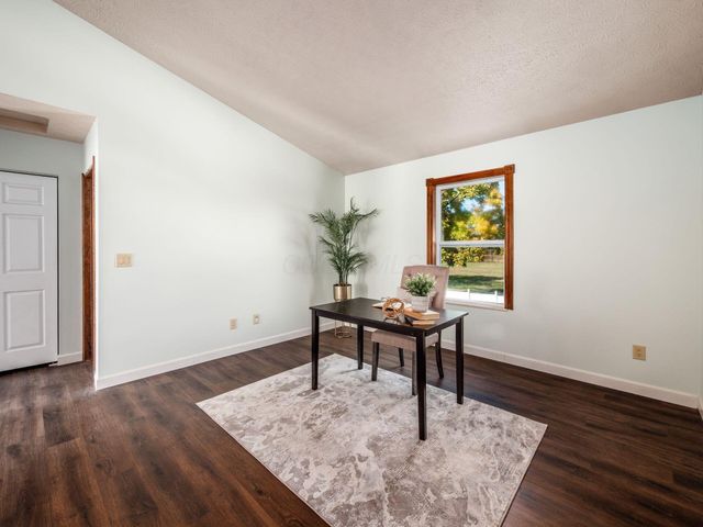 4638 Thornoak Drive, Grove City, OH 43123