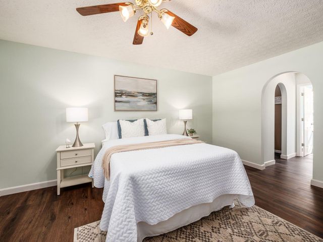 4638 Thornoak Drive, Grove City, OH 43123