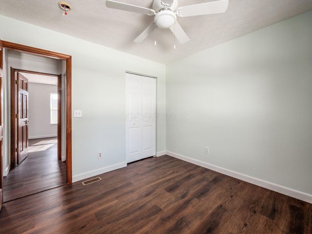 4638 Thornoak Drive, Grove City, OH 43123