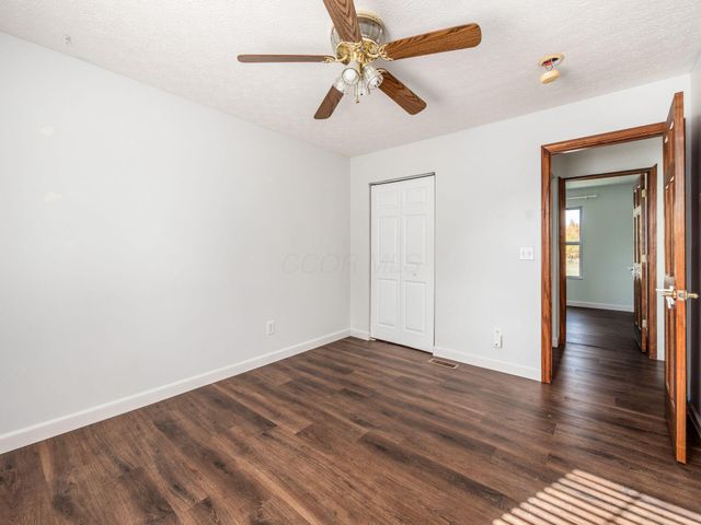 4638 Thornoak Drive, Grove City, OH 43123