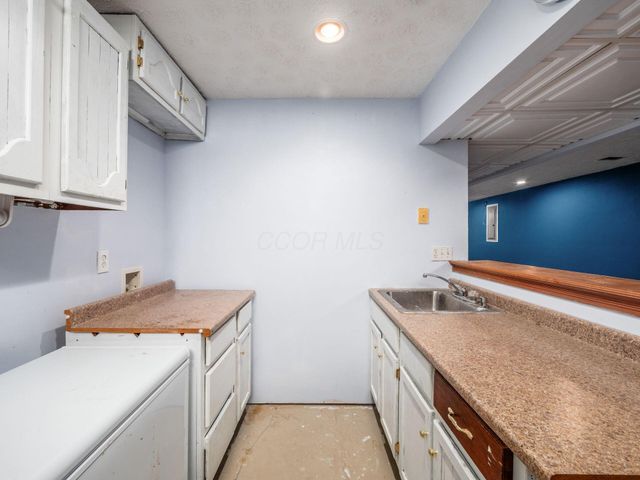 4638 Thornoak Drive, Grove City, OH 43123