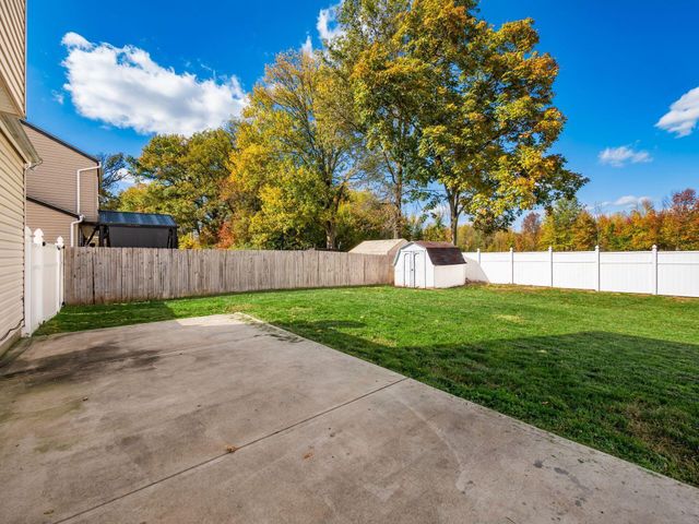 4638 Thornoak Drive, Grove City, OH 43123