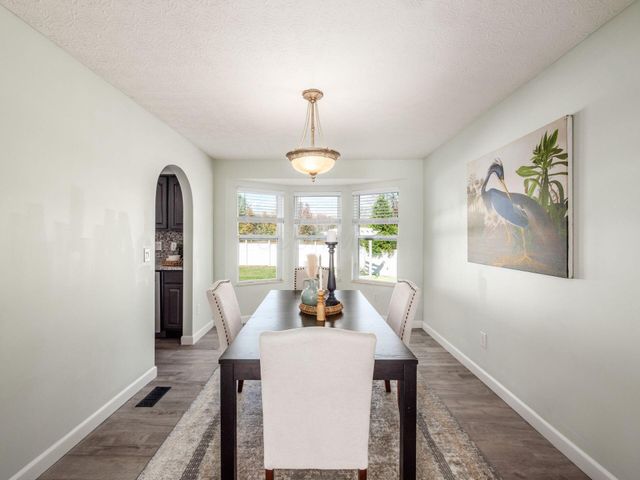 4638 Thornoak Drive, Grove City, OH 43123