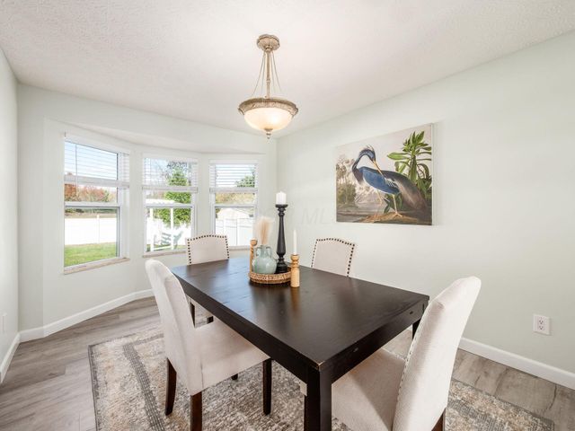 4638 Thornoak Drive, Grove City, OH 43123