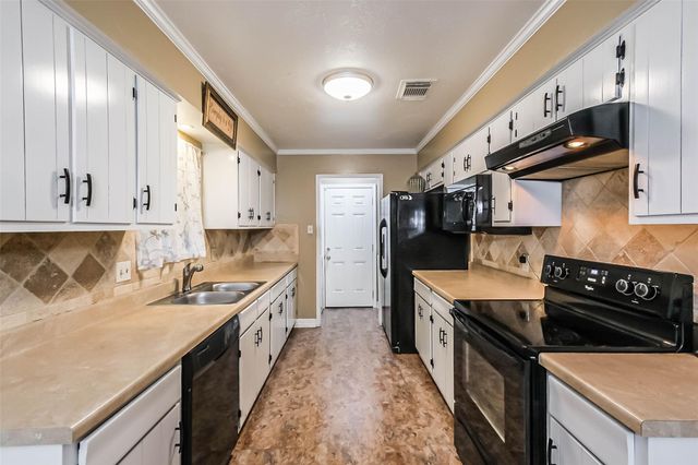 7602 Alperton Drive, Houston, TX 77088