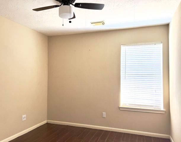 7411 Orchard Hills Lane, Sugar Land, TX 77479