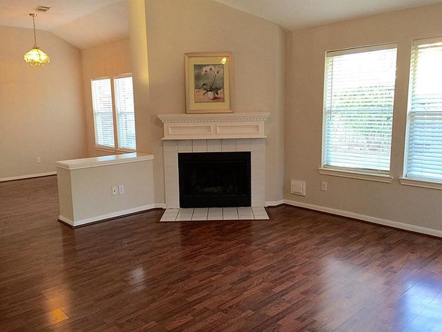 7411 Orchard Hills Lane, Sugar Land, TX 77479