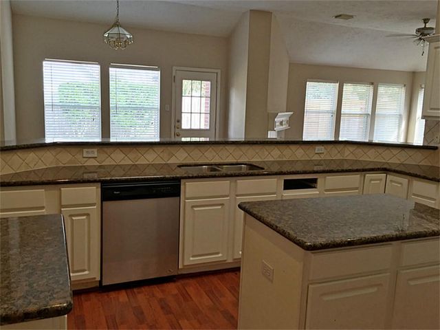 7411 Orchard Hills Lane, Sugar Land, TX 77479