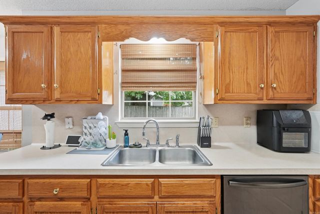 21 Fox Run Drive, Cabot, AR 72023