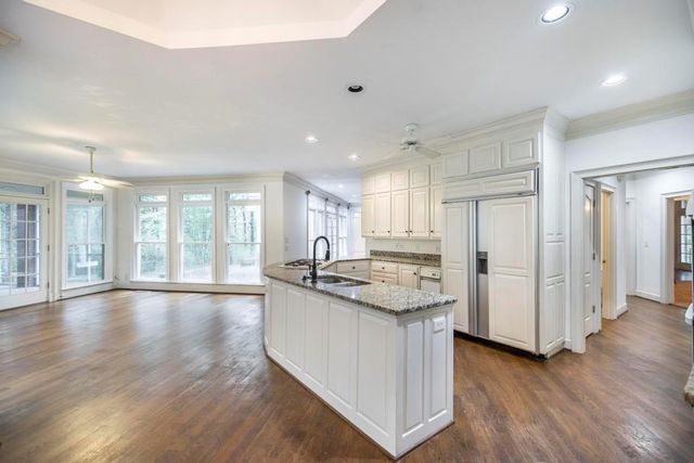 155 Howard Oaks Drive, Macon, GA 31210