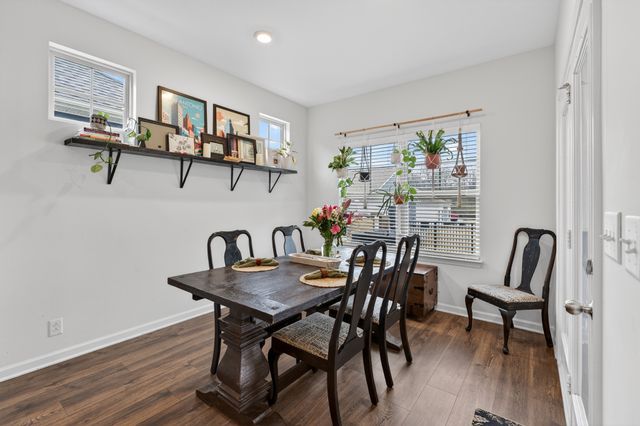 3664 Stormy Ln, Rockvale, TN 37153