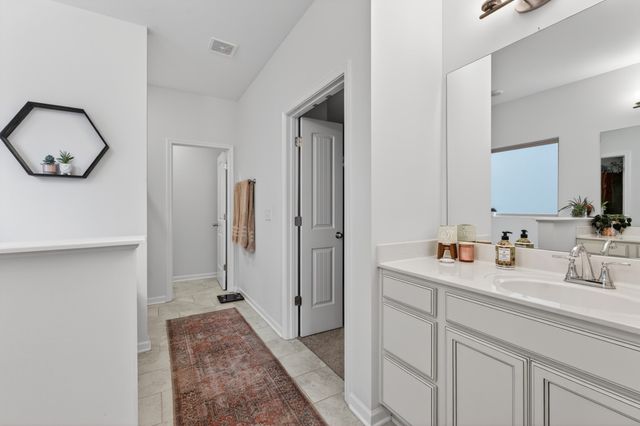 3664 Stormy Ln, Rockvale, TN 37153