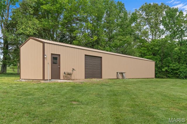 5270 Overview Drive, Villa Ridge, MO 63089