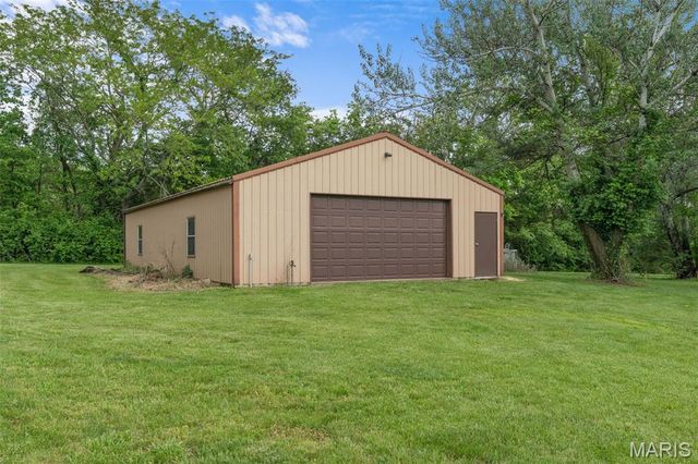 5270 Overview Drive, Villa Ridge, MO 63089