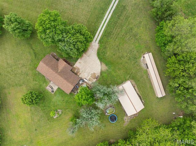 5270 Overview Drive, Villa Ridge, MO 63089