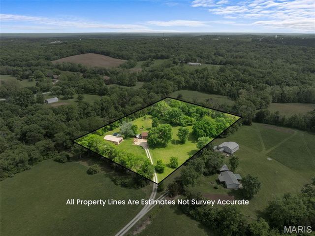 5270 Overview Drive, Villa Ridge, MO 63089