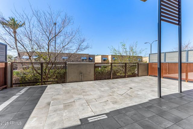 2300 E CAMPBELL Avenue 104, Phoenix, AZ 85016