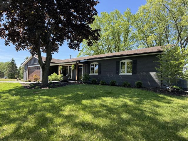 485 Killarney ROAD, Hartford, WI 53027