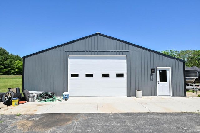 485 Killarney ROAD, Hartford, WI 53027