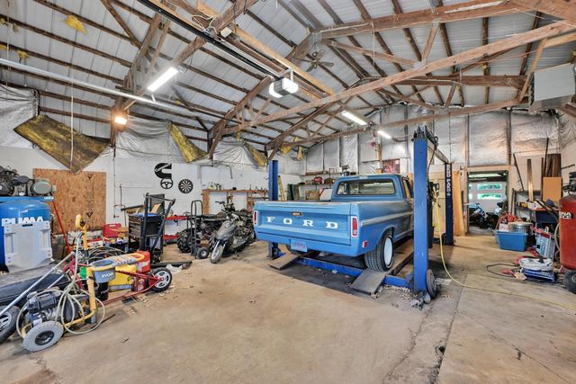 485 Killarney ROAD, Hartford, WI 53027