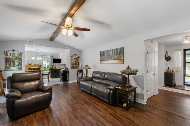 222 Mohican Circle, Summerville, SC 29483
