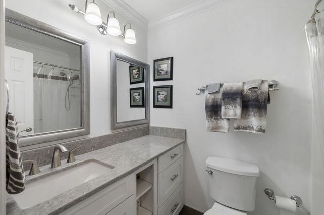 222 Mohican Circle, Summerville, SC 29483