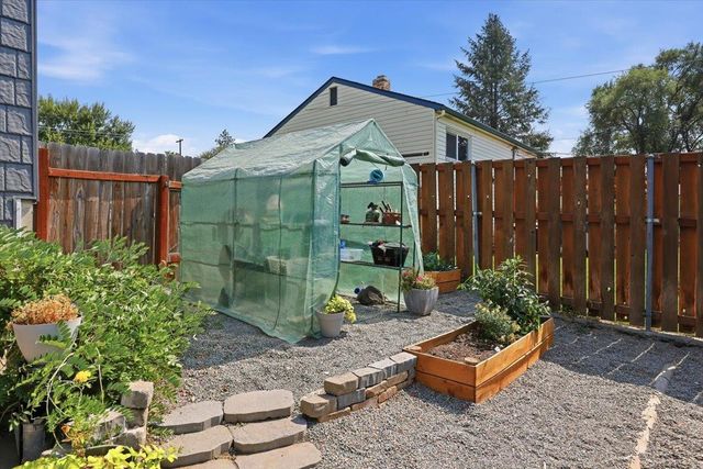 5811 N Forest Blvd, Spokane, WA 99205