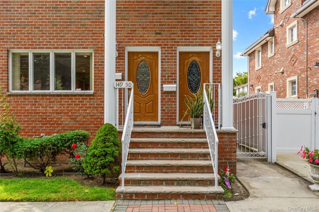 14950 16th Road, Whitestone, NY 11357