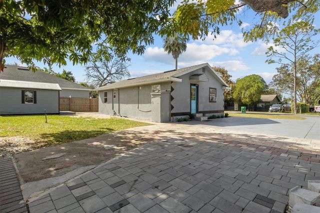 513 5TH STREET, Dundee, FL 33838