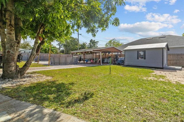 513 5TH STREET, Dundee, FL 33838