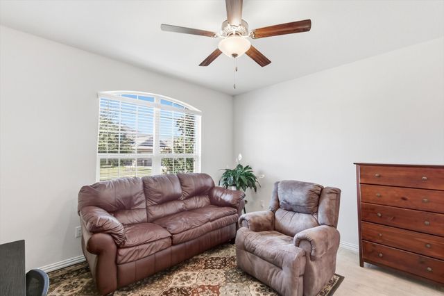 14868 Gilley Lane, Fort Worth, TX 76052