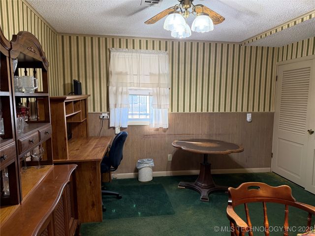 304 E Woodrow Place, Tulsa, OK 74106