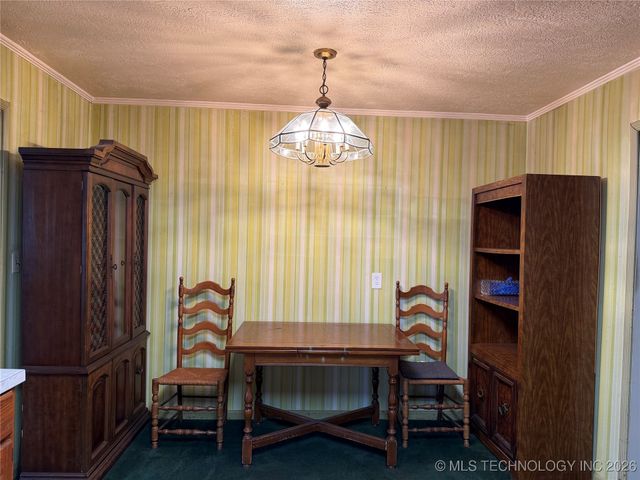 304 E Woodrow Place, Tulsa, OK 74106