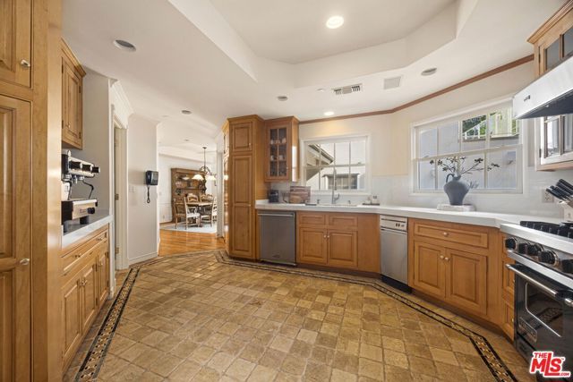 3833 Goodland Avenue, Studio City (los Angeles), CA 91604